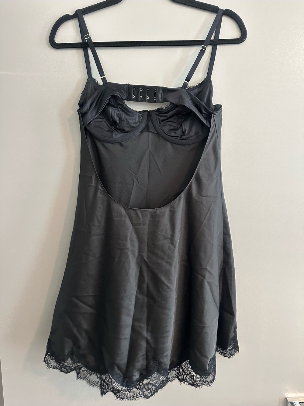 Abercrombie & Fitch Lace & Satin Nightie – Medium - Picture 4 of 4